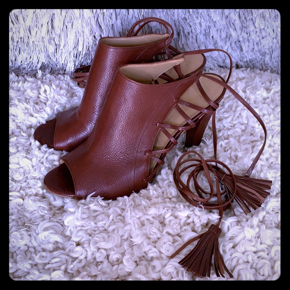 Banana Republic Sexy Ankle Wrap Open-Tor Sandal